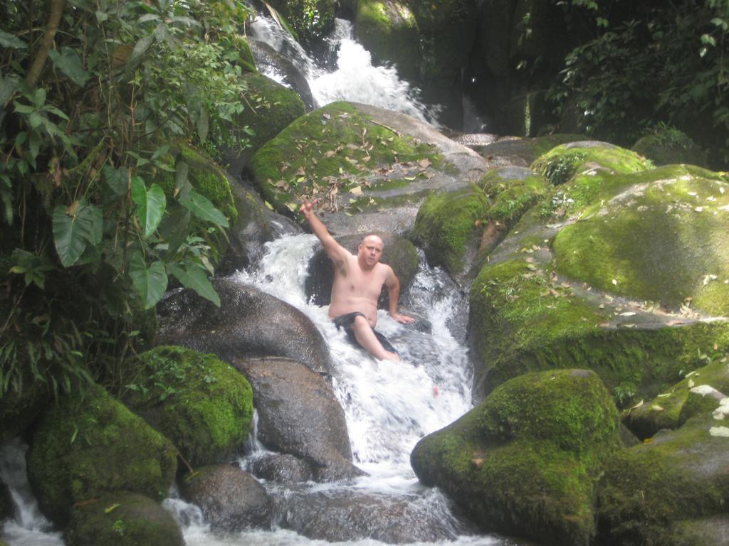 Pousada Recanto Dos Pinheiros Pilar do Sul 外观 照片