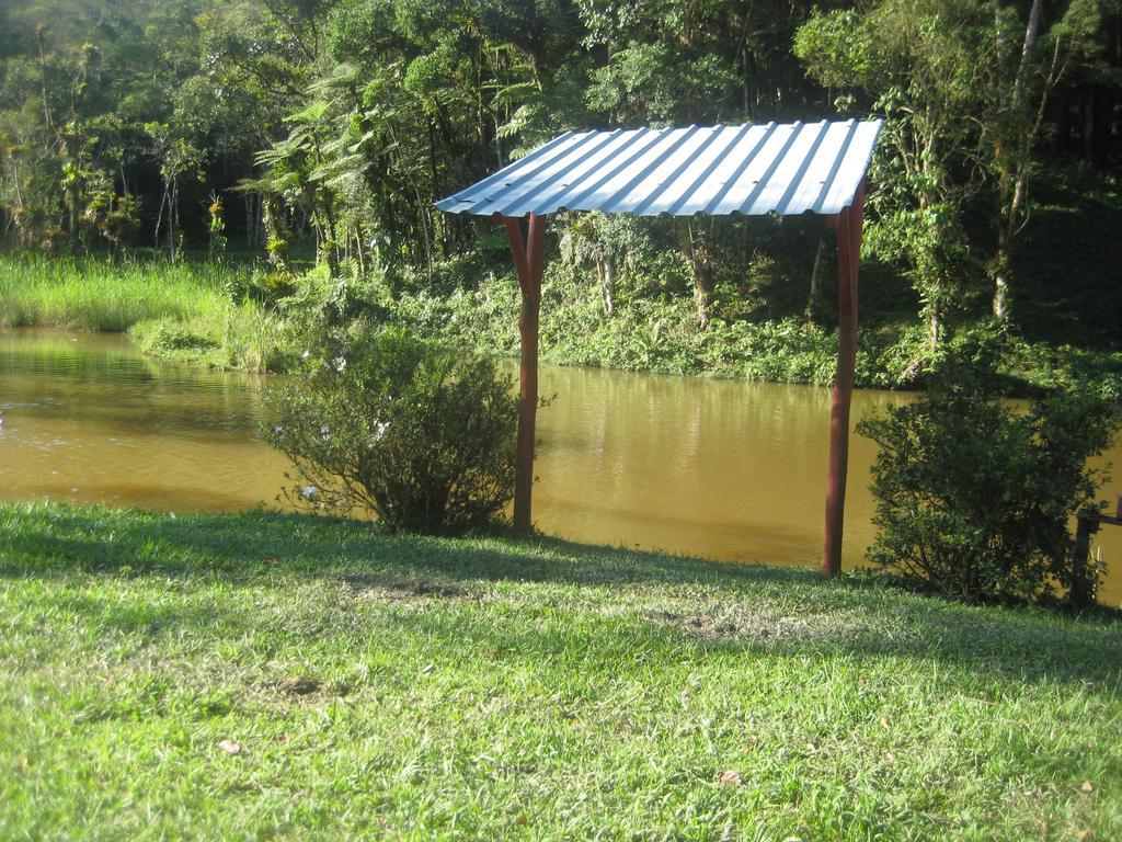Pousada Recanto Dos Pinheiros Pilar do Sul 外观 照片